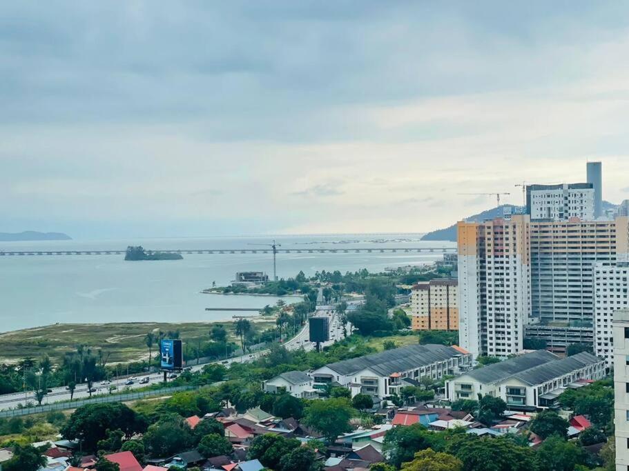 Pangsapuri Industrial Style 2 Bedroom Unit Urban Georgetown Sea View *