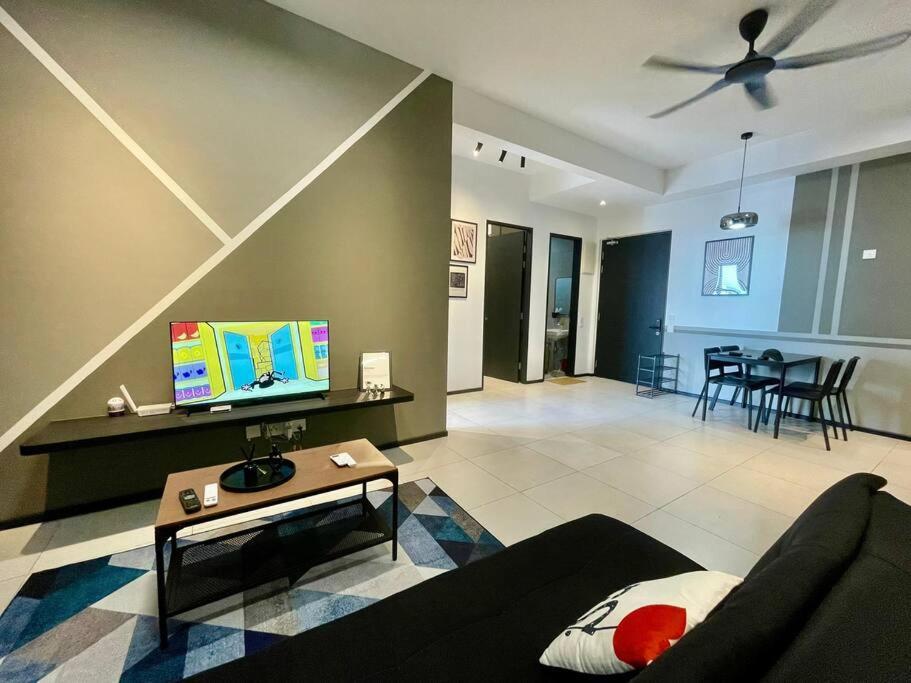 Industrial Style 2 Bedroom Unit Urban Georgetown Sea View Pangsapuri *