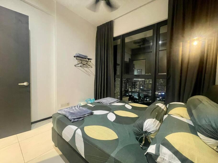 Industrial Style 2 Bedroom Unit Urban Georgetown Sea View *